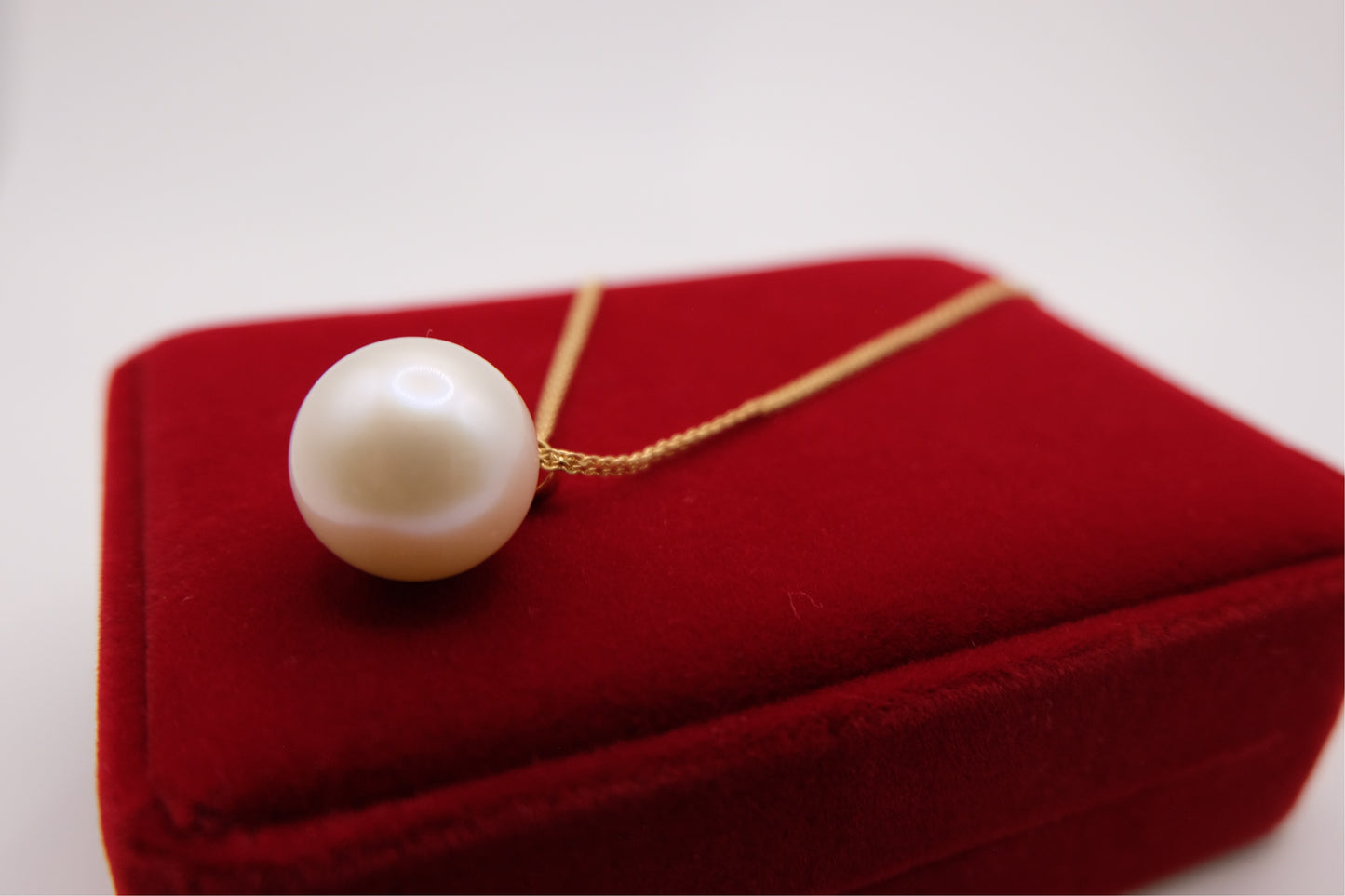 18k Solid Gold South Sea Pearl Necklace