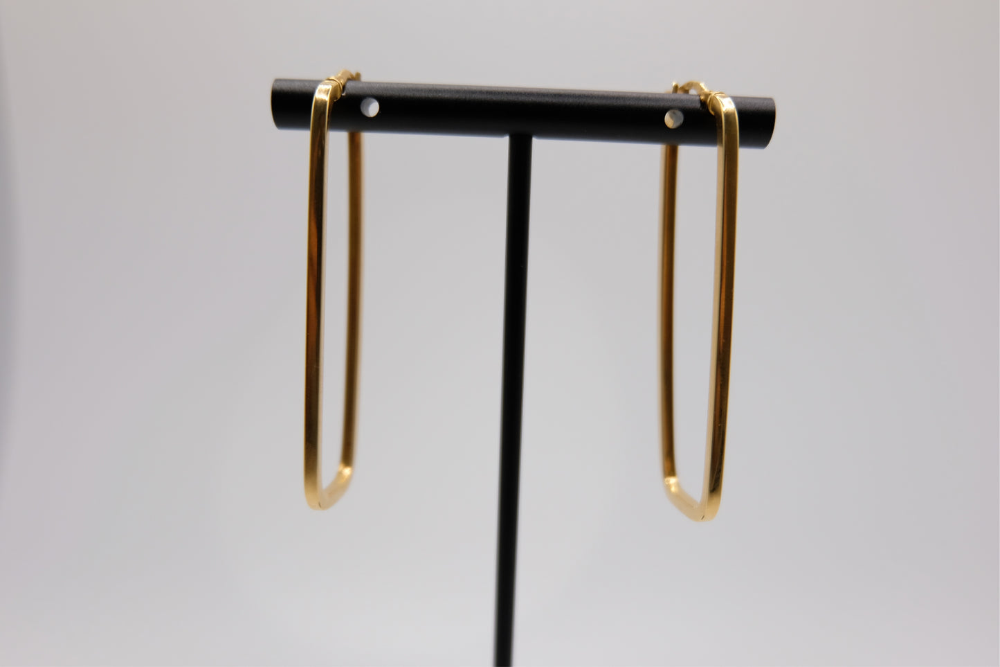 18k Rectangular Hoop Earring