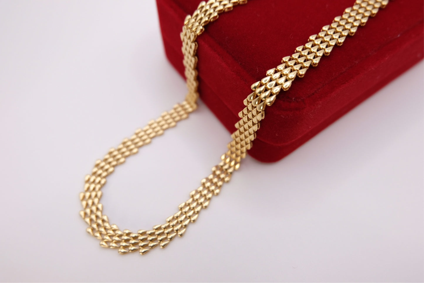 18k Solid Gold Blade Chain Necklace / Herringbone chain necklace