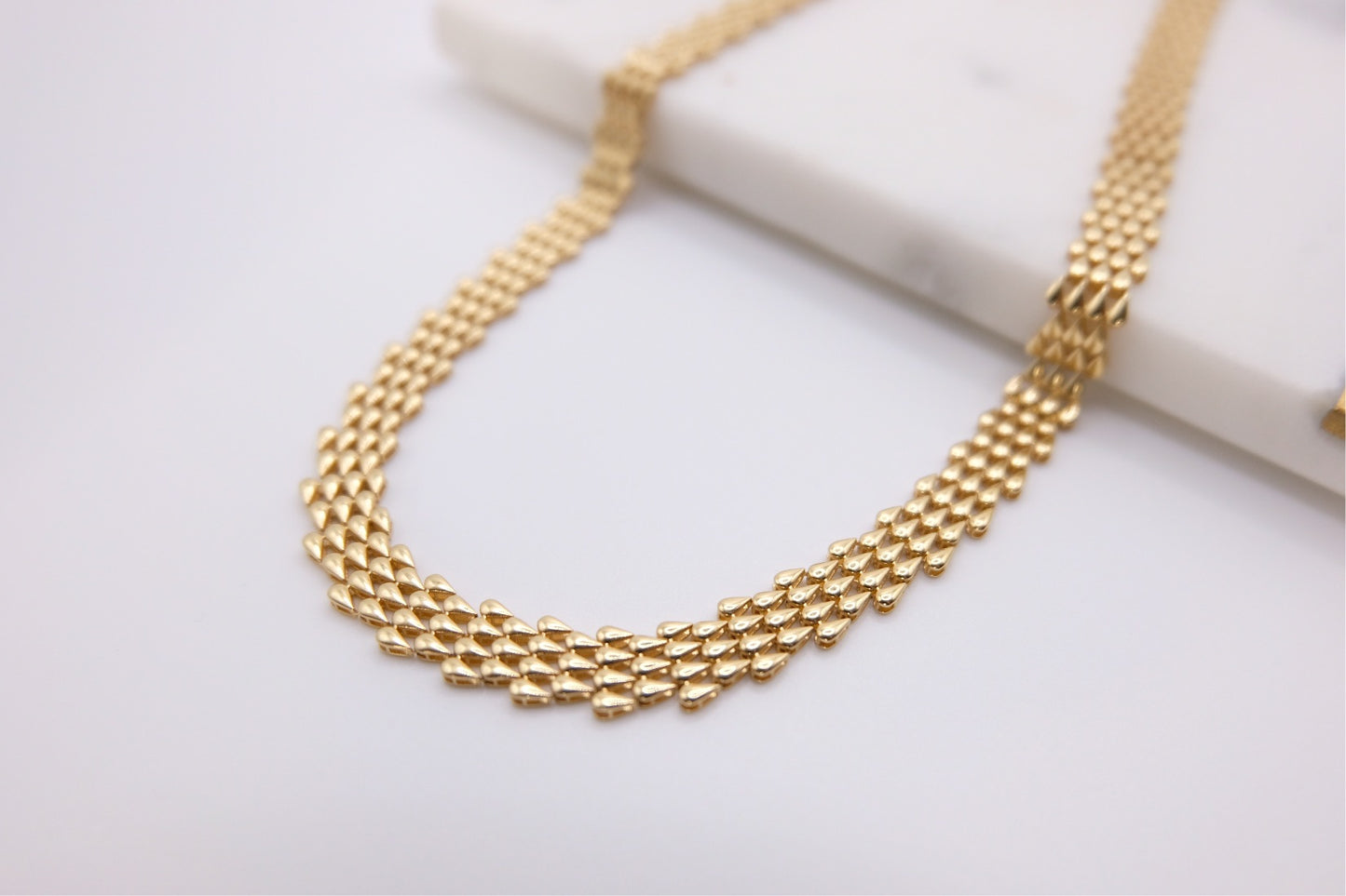 18k Solid Gold Blade Chain Necklace / Herringbone chain necklace