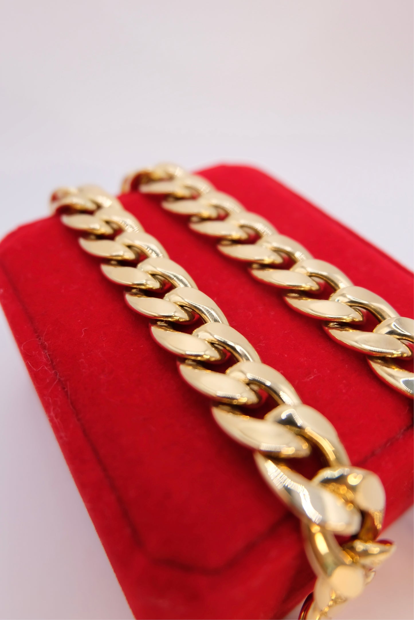 18k Solid Gold Cuban Link Chain Necklace