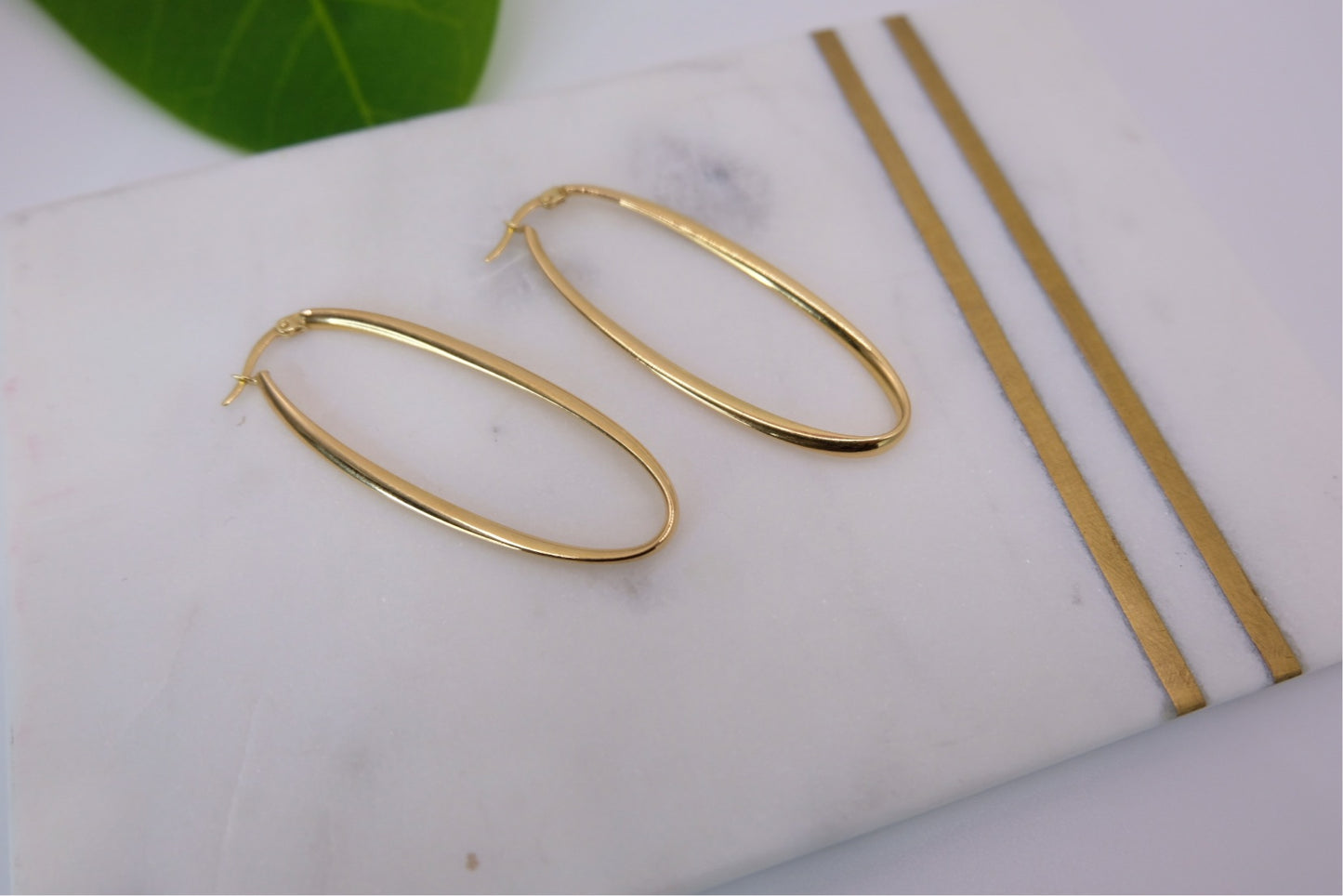 18k Solid Gold Oblong Hoop Earring