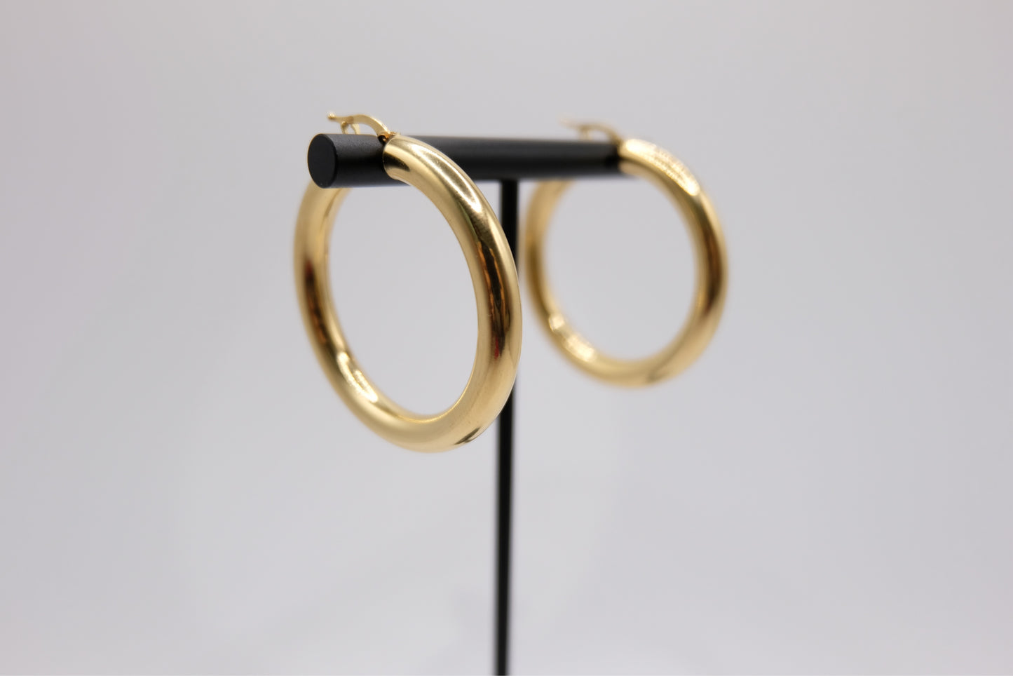 18k Solid Gold Chunky Tube Hoop Earring